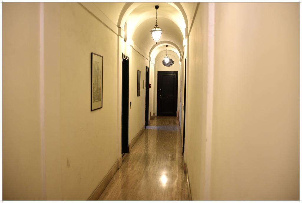 Apartment Julia Guesthouse Roma Dış mekan fotoğraf